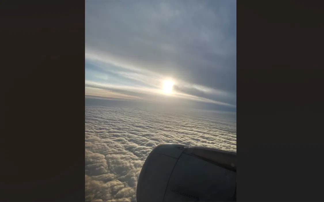 云层里的太阳